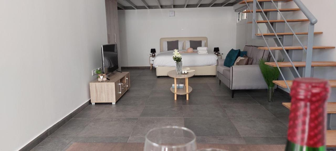 Eleantre Holiday Apartments Paphos Ngoại thất bức ảnh