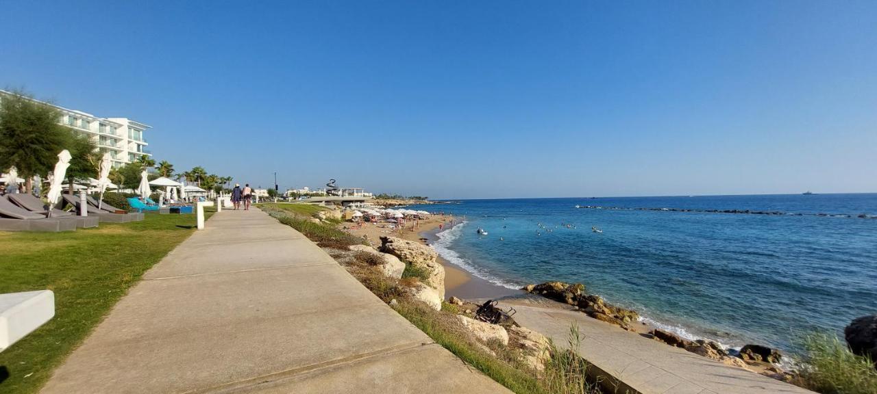 Eleantre Holiday Apartments Paphos Ngoại thất bức ảnh